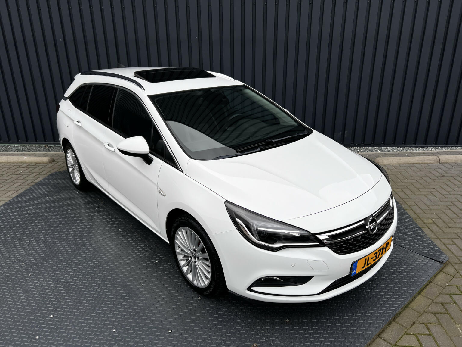 Opel-Astra-33
